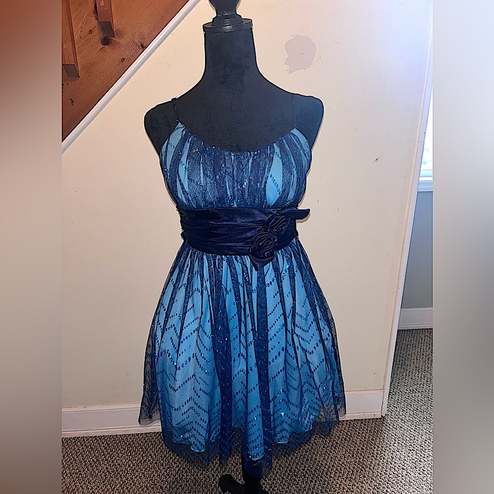 B Smart Navy/Teal Dress Size 5